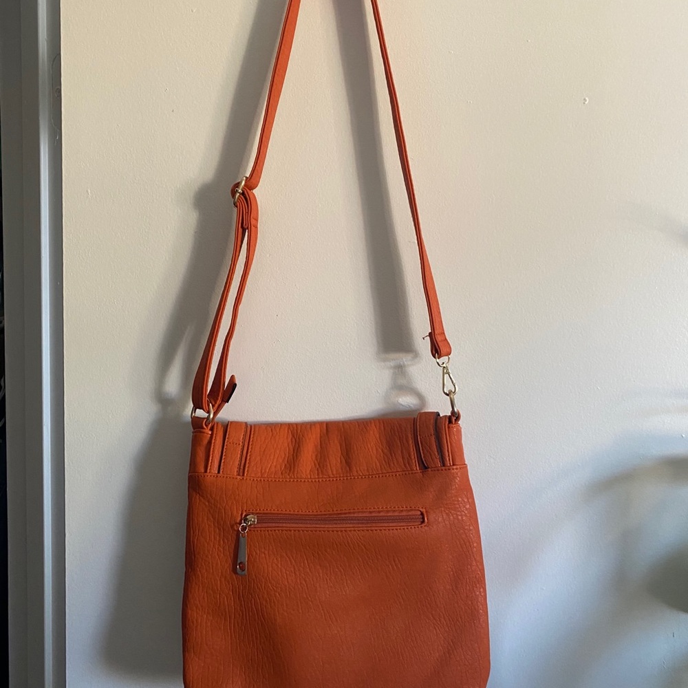 Handbag - Picture 2 of 3